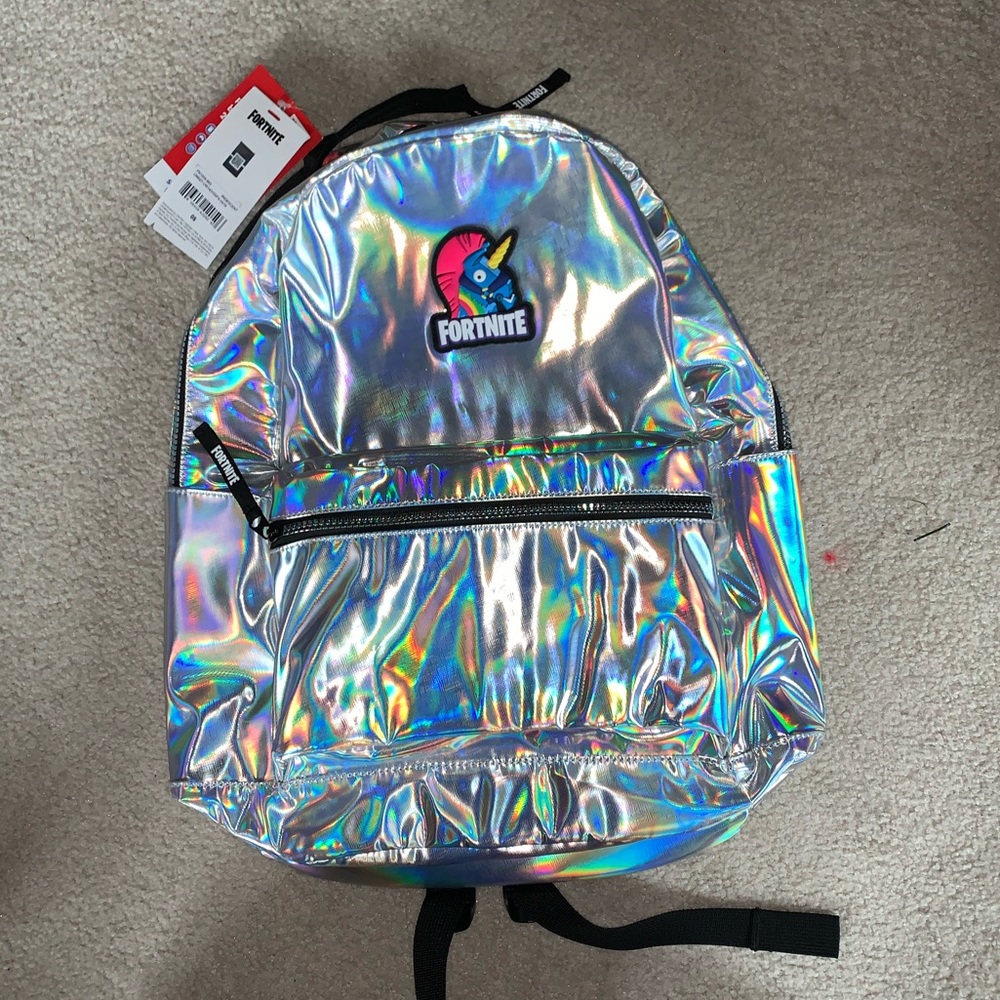 🦄NWT FORTNITE IRIDESCENT BACKPACK🦄